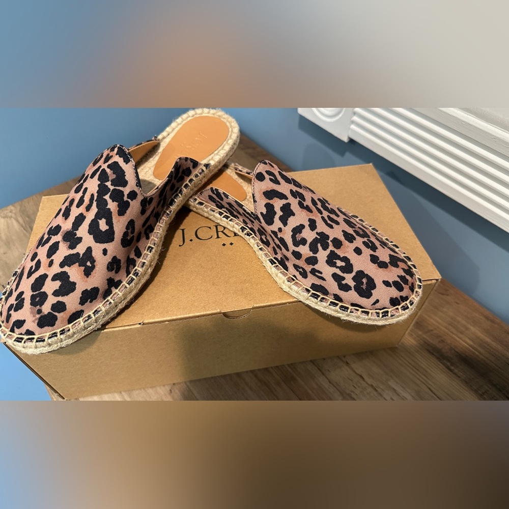 Jcrew Factory printed espadrille mule slides, Size 7. Never worn. $20 - Picture 3 of 6